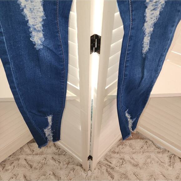 PRESTIGE DENIUM SIZE 5 DISTRESSED BLUE JEAN - Picture 6 of 7